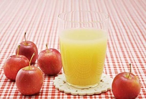减肥果汁一周瘦10斤(苹果汁的功效与作用)