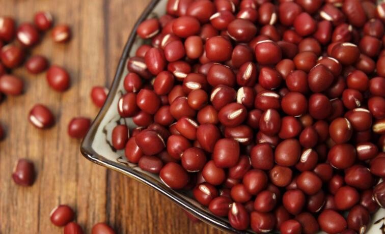 红豆的主要功效与作用,大红豆的功效与作用及食用方法