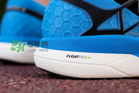 reebok  floatride  run脚感怎么样？锐步floatride跑鞋测评