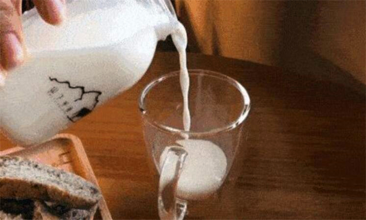 女人喝奶粉有什么功效