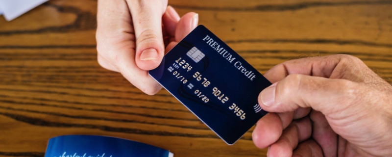 信用卡分期的利息和手续费如何计算如下